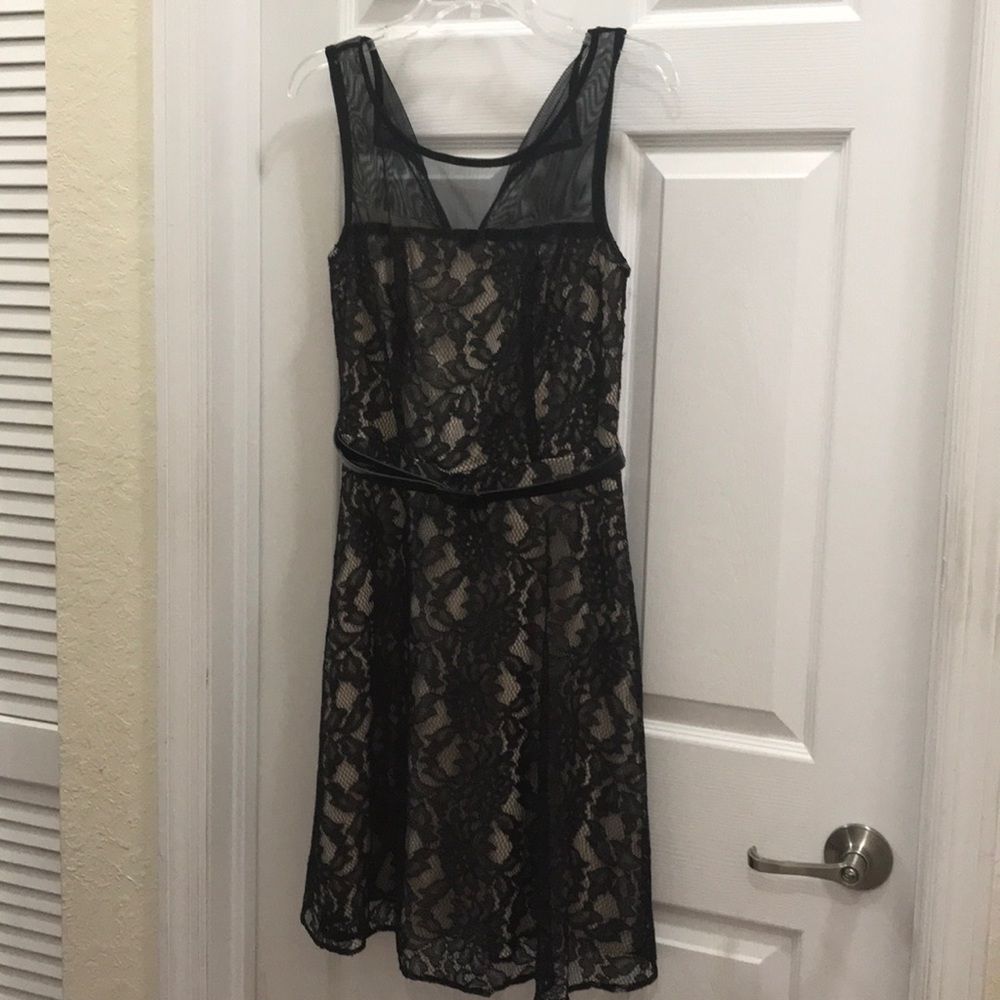 Dress - Picture 2 of 5